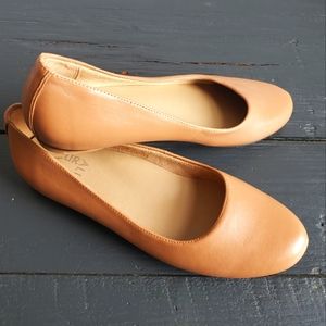 Naturalizer Nude Flats, Fits Like Size 9